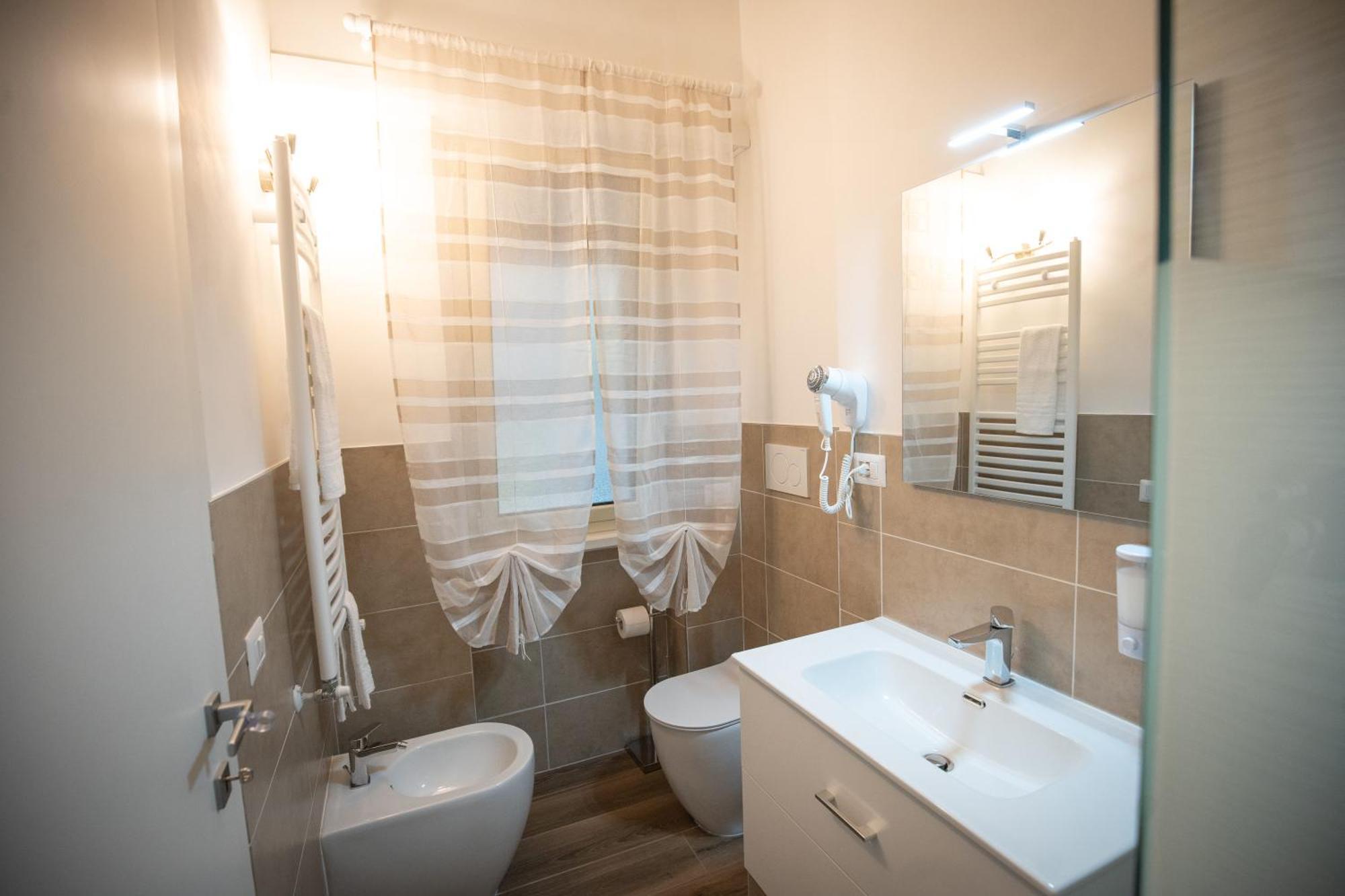Romecoming Ostiense Guest House Ngoại thất bức ảnh